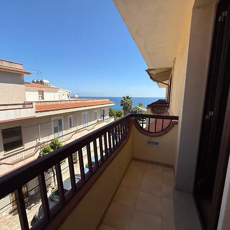 Albergo Perseo Portopalo Di Capo Passero Exterior photo