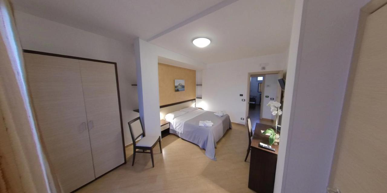 Perseo 3* Portopalo Di Capo Passero